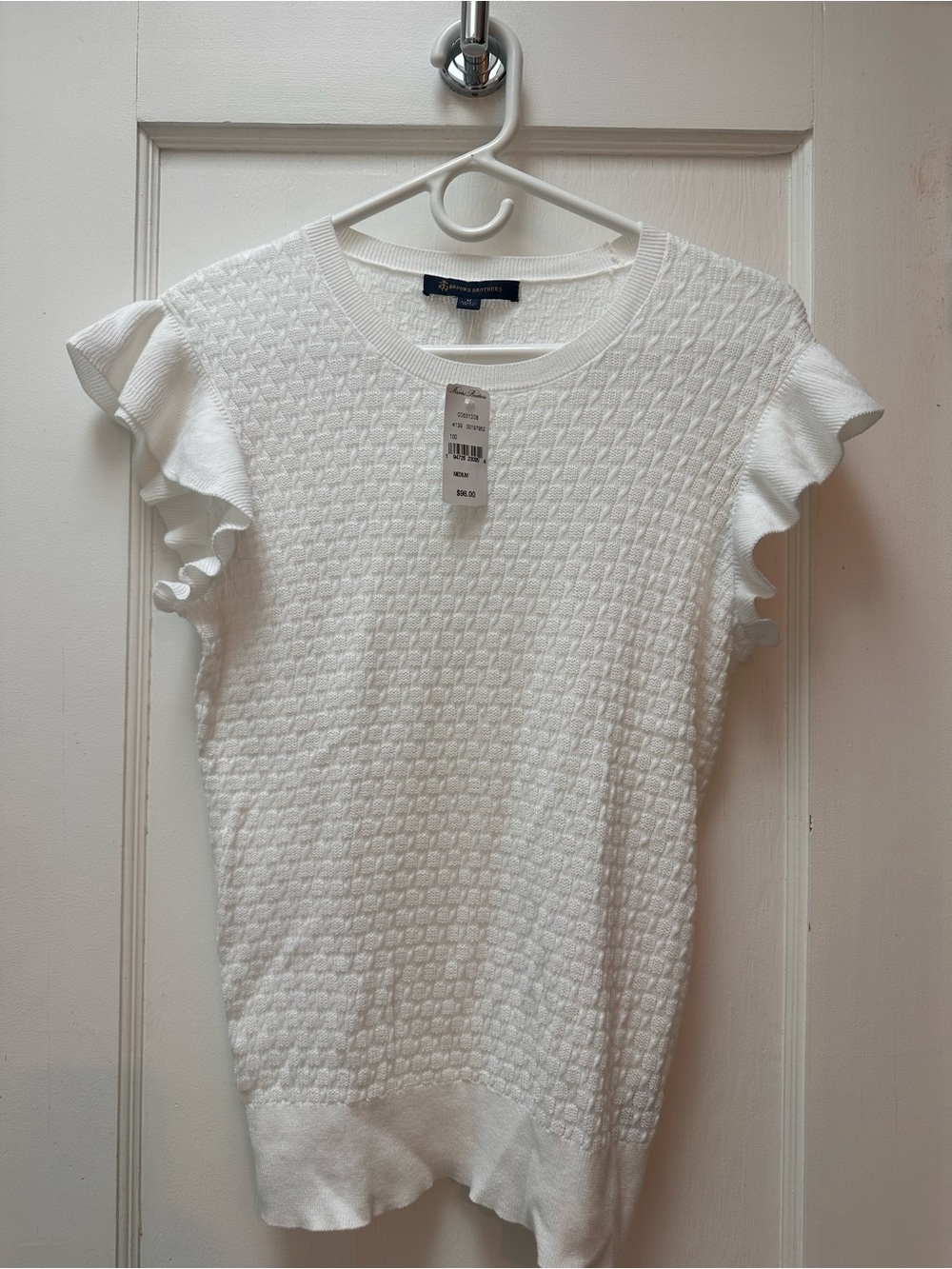 NWT Brooks Brothers White Textured Ruffle Sleeve Knit Top - Sz Medium